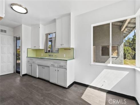 2106 W Forest  , Anaheim, CA