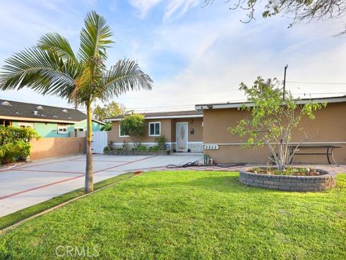 9802  Chanticleer  , Anaheim, CA