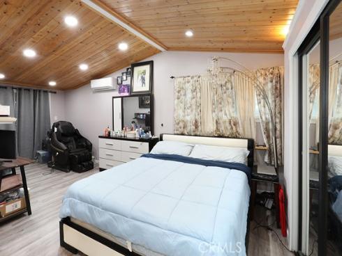 9802  Chanticleer  , Anaheim, CA