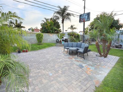 9802  Chanticleer  , Anaheim, CA