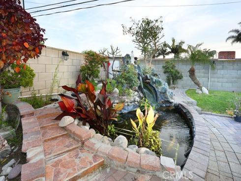 9802  Chanticleer  , Anaheim, CA