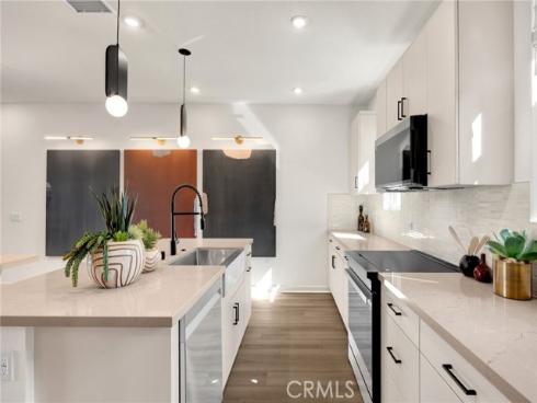 101 S Laxore  203  Street, Anaheim, CA