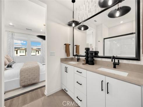 101 S Laxore  203  Street, Anaheim, CA