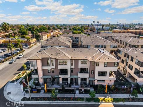 101 S Laxore  203  Street, Anaheim, CA