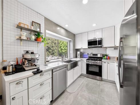 102 S Seneca  CI2 , Anaheim, CA