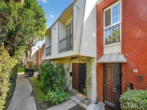 1800 W Gramercy  17 , Anaheim, CA