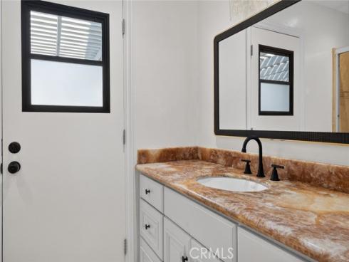 1865 N Garland  , Anaheim, CA