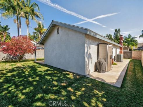 1865 N Garland  , Anaheim, CA