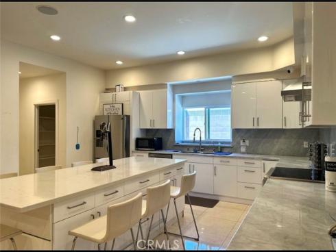 646 S Courson   Drive, Anaheim, CA