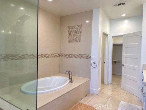 646 S Courson   Drive, Anaheim, CA