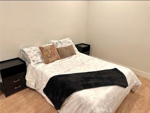 646 S Courson   Drive, Anaheim, CA