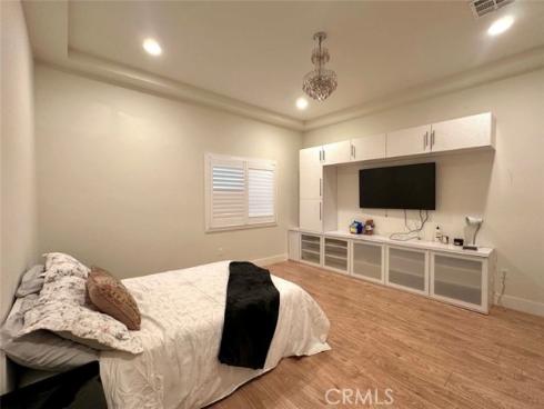 646 S Courson   Drive, Anaheim, CA