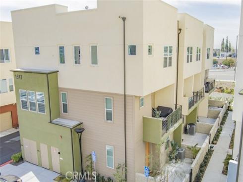 1673  W. Lincoln  102  Avenue, Anaheim, CA