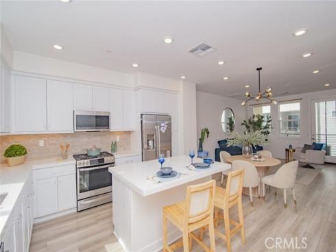 1673  W. Lincoln  102  Avenue, Anaheim, CA