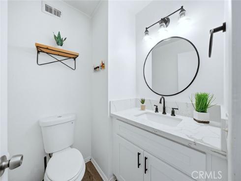 1669 S Heritage  C , Anaheim, CA