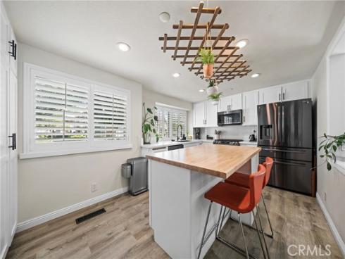 148 S Seneca  24  Circle, Anaheim, CA