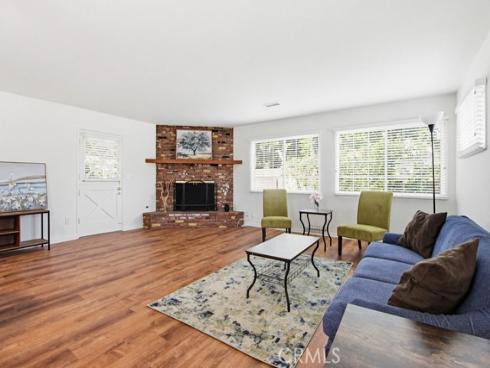 211 S Date  , Anaheim, CA