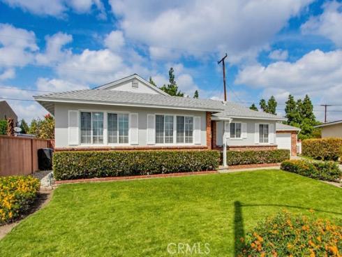 211 S Date  , Anaheim, CA