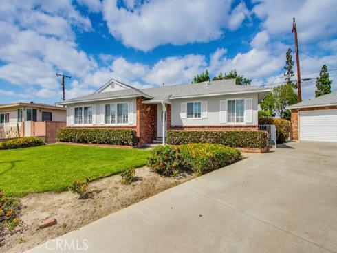 211 S Date  , Anaheim, CA