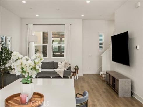 935 E Mason  52  Lane, Anaheim, CA