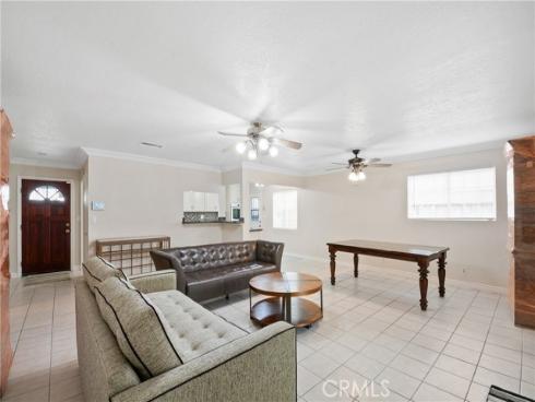 801 S Roanne  , Anaheim, CA