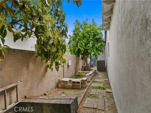 801 S Roanne  , Anaheim, CA