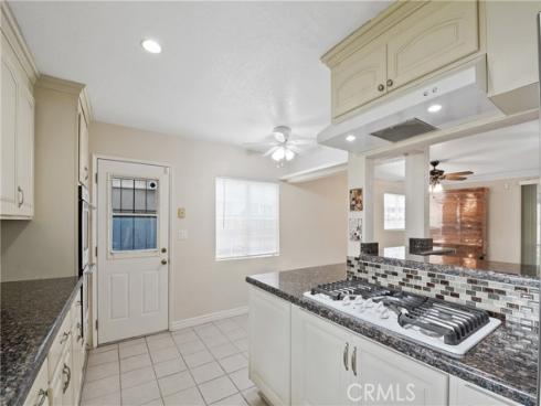 801 S Roanne  , Anaheim, CA