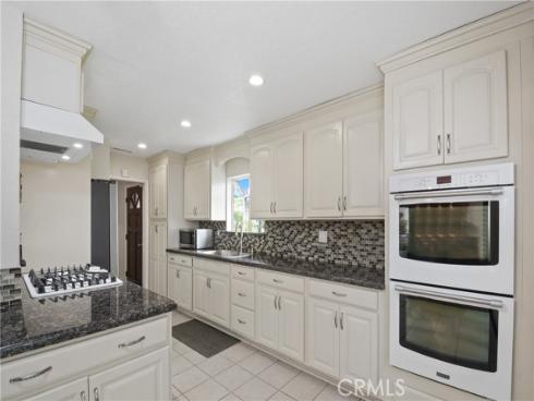 801 S Roanne  , Anaheim, CA