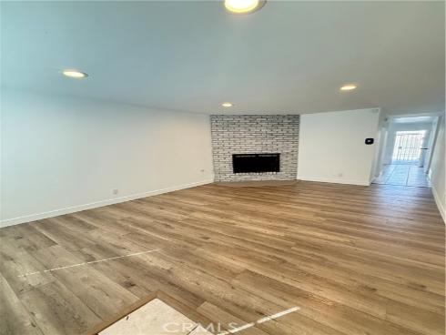 1765 W Glenoaks  , Anaheim, CA