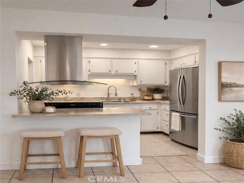 1765 W Glenoaks  , Anaheim, CA