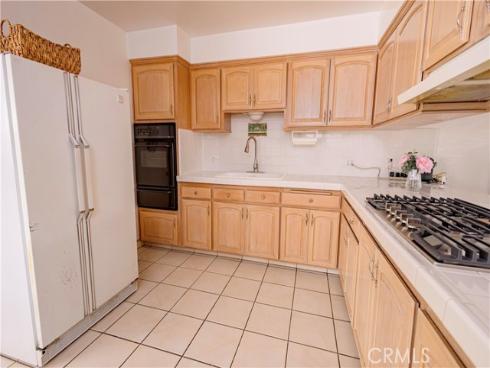 1152  North West Street  23 , Anaheim, CA