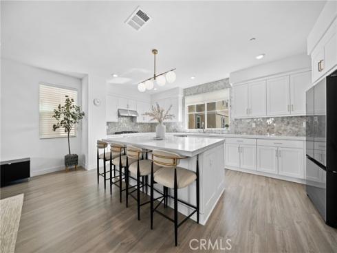 1090  North Anaheim  1  Boulevard, Anaheim, CA