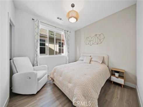 1090  North Anaheim  1  Boulevard, Anaheim, CA