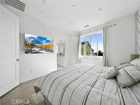 1090  North Anaheim  1  Boulevard, Anaheim, CA