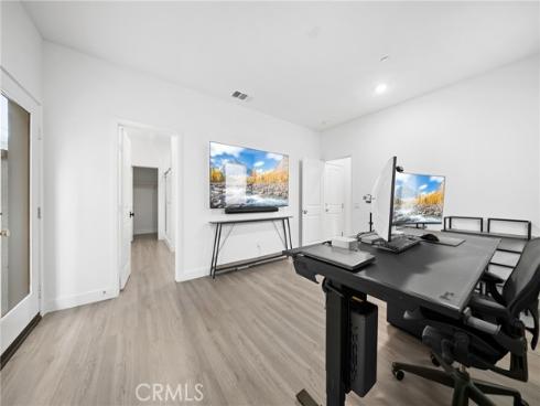 1090  North Anaheim  1  Boulevard, Anaheim, CA