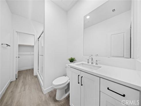 1090  North Anaheim  1  Boulevard, Anaheim, CA