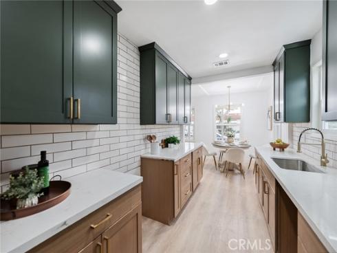 945 N Summer  , Anaheim, CA