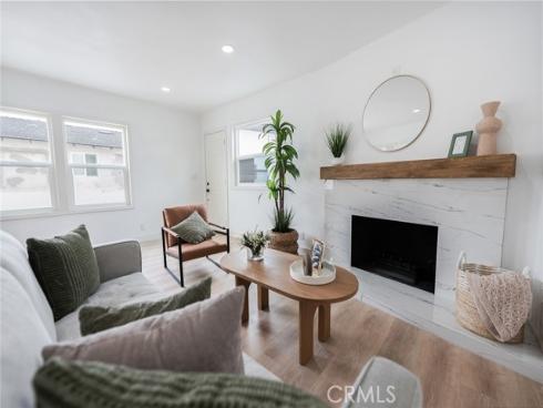 945 N Summer  , Anaheim, CA