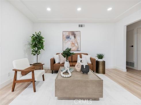 945 N Summer  , Anaheim, CA