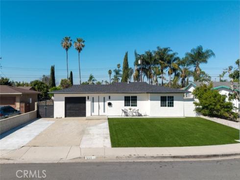 223  West Simmons Avenue  , Anaheim, CA