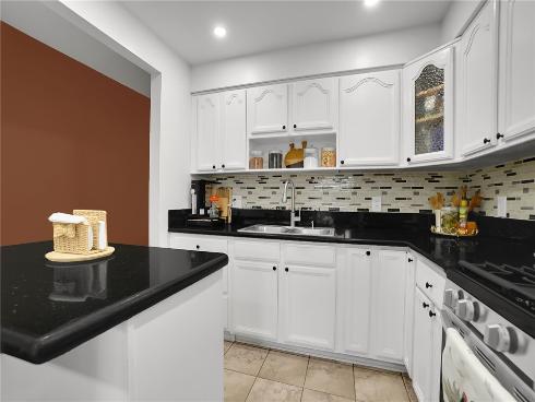 1795 W Glenoaks   Avenue, Anaheim, CA