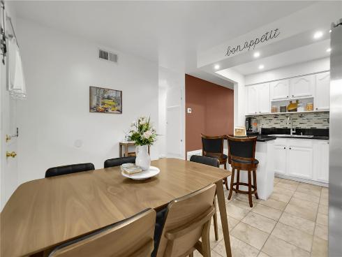 1795 W Glenoaks   Avenue, Anaheim, CA