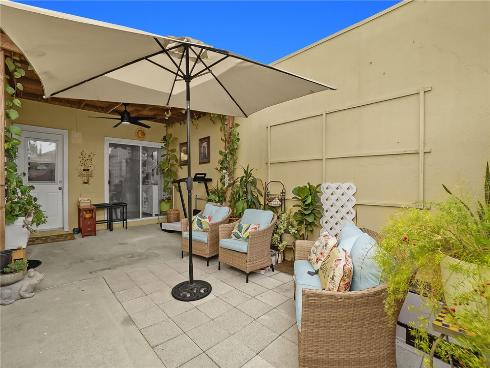 1795 W Glenoaks   Avenue, Anaheim, CA