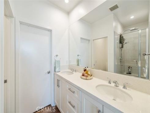 1515  W Bushell St  , Anaheim, CA