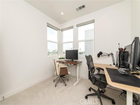 1515  W Bushell St  , Anaheim, CA