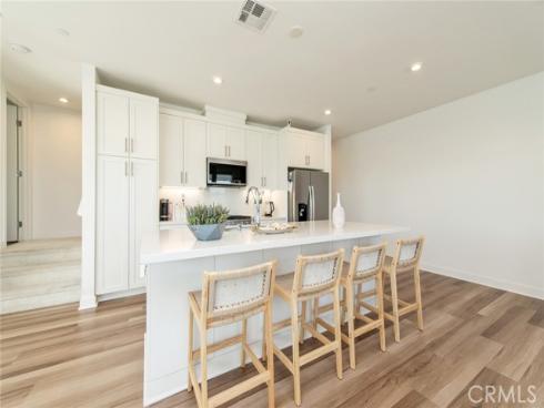 1515  W Bushell St  , Anaheim, CA