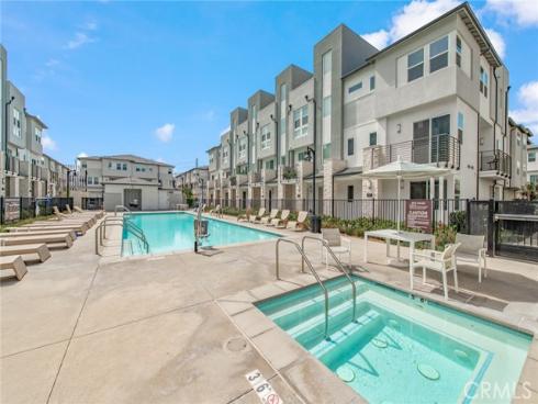 1515  W Bushell St  , Anaheim, CA