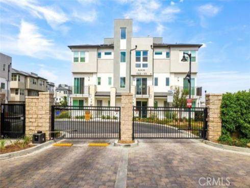 1515  W Bushell St  , Anaheim, CA