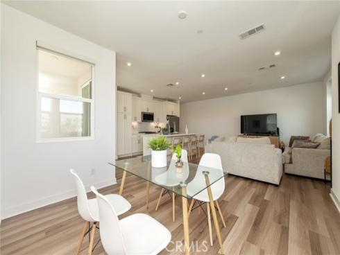 1515  W Bushell St  , Anaheim, CA