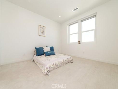 1515  W Bushell St  , Anaheim, CA